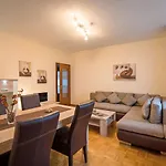 Weingut Krempel By Interhome Lejlighed Traben-Trarbach